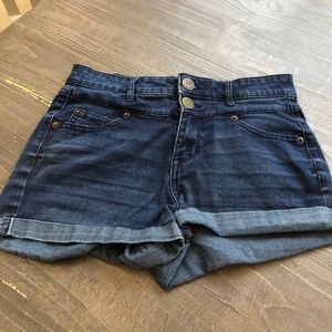 Aeropostale High Waisted Shorty, size 2